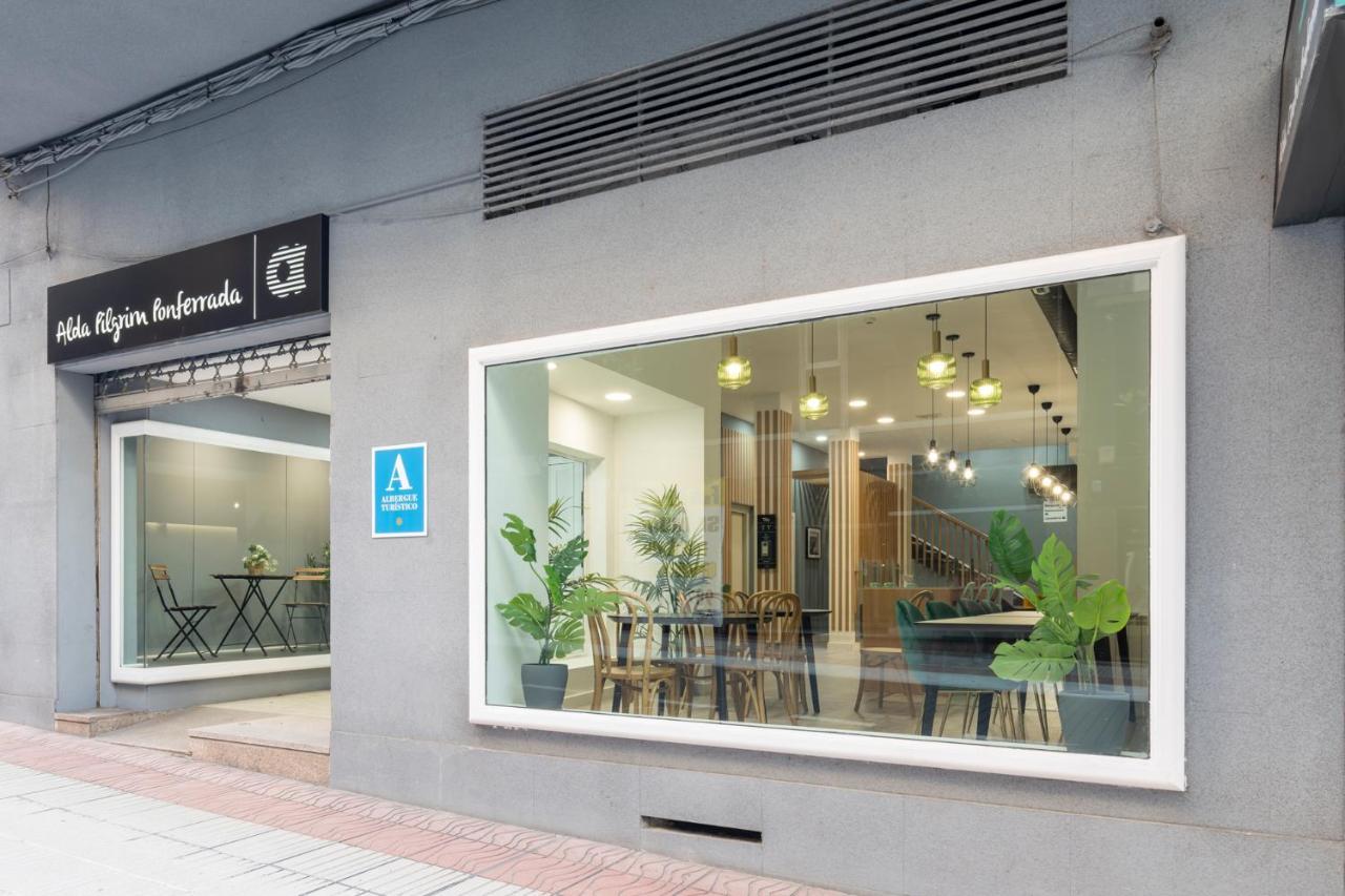 Albergue Alda Pilgrim Ponferrada Ngoại thất bức ảnh