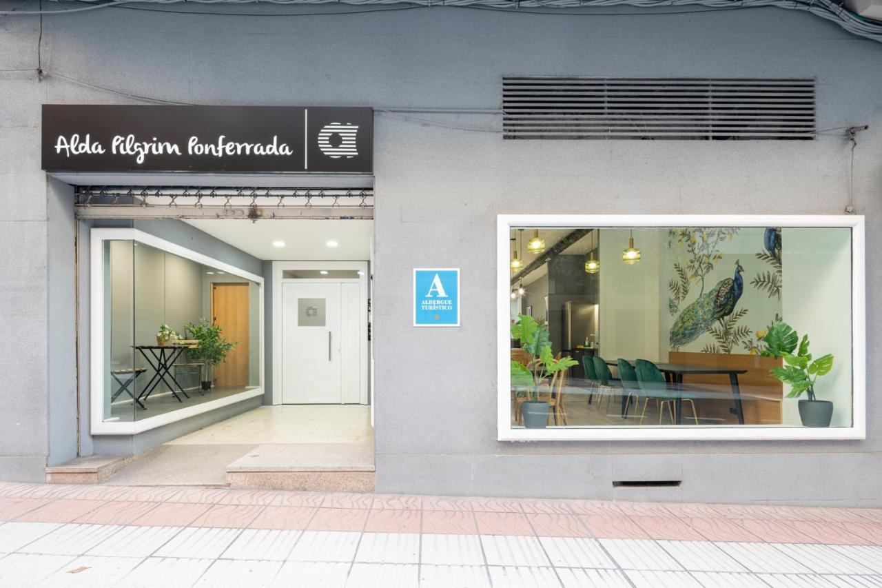 Albergue Alda Pilgrim Ponferrada Ngoại thất bức ảnh