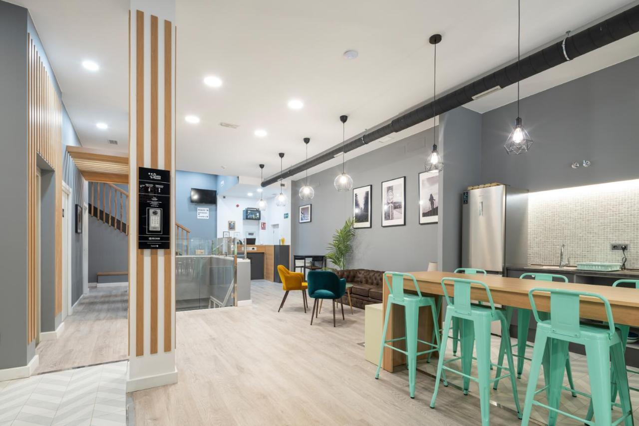 Albergue Alda Pilgrim Ponferrada Ngoại thất bức ảnh