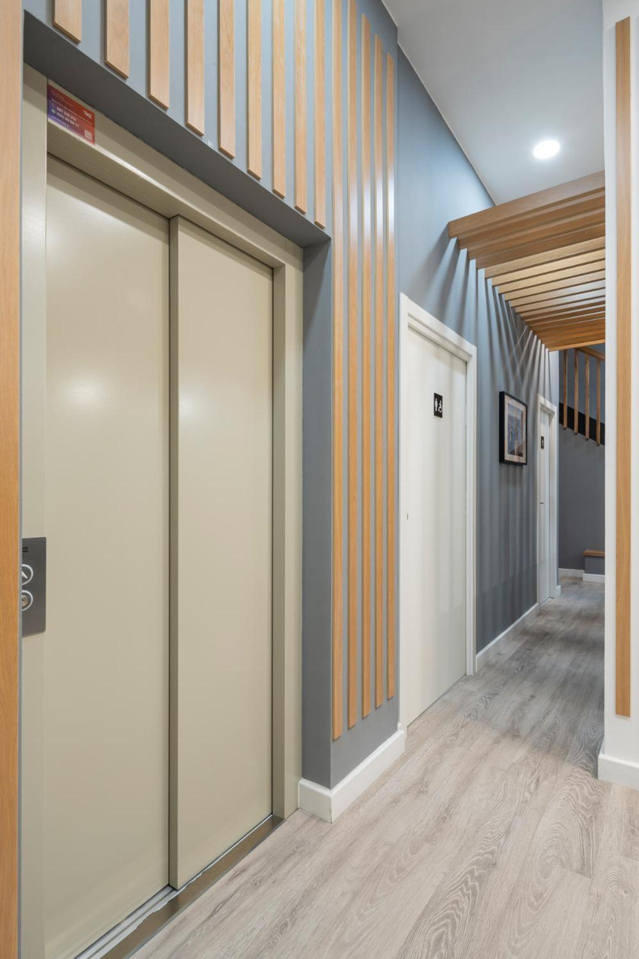 Albergue Alda Pilgrim Ponferrada Ngoại thất bức ảnh